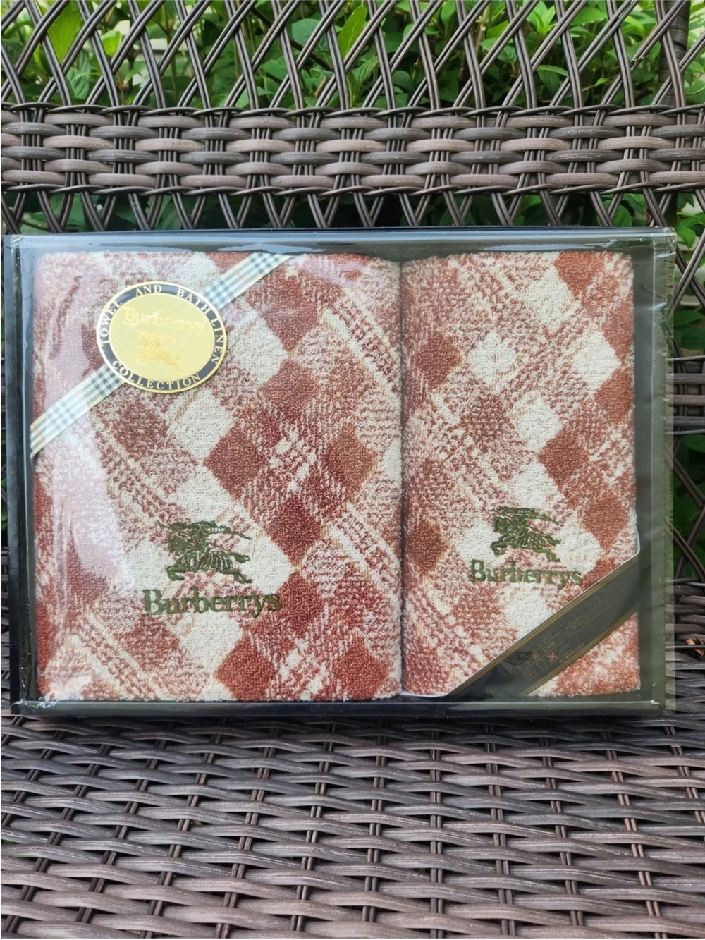Vintage Burberrys London Plaid Towel Gift Set NIB 100% Cotton